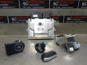 Używane Zestaw wkladek zamka (kompletny) Kia Ceed Sportswagon (CDF) 1.4 T-GDI 16V Cena na żądanie oferowane przez Verhoef Cars & Parts
