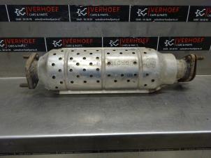 Used Catalytic converter Kia Carens II (FJ) 2.0 CRDI 16V Price on request offered by Verhoef Cars & Parts