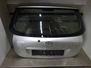 Usagé Hayon Toyota Corolla (E12) 1.4 16V VVT-i Prix € 150,00 Règlement à la marge proposé par Verhoef Cars & Parts