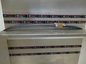 Used Roof rail, left Hyundai Kona (OS) 39 kWh Price on request offered by Verhoef Cars & Parts