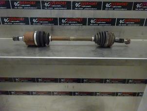 Used Front drive shaft, left Hyundai i30 (FD) 1.6 CVVT 16V Price on request offered by Verhoef Cars & Parts
