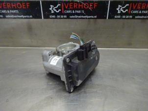 Used Throttle body Renault Clio IV (5R) 0.9 Energy TCE 90 12V Price € 125,00 Margin scheme offered by Verhoef Cars & Parts