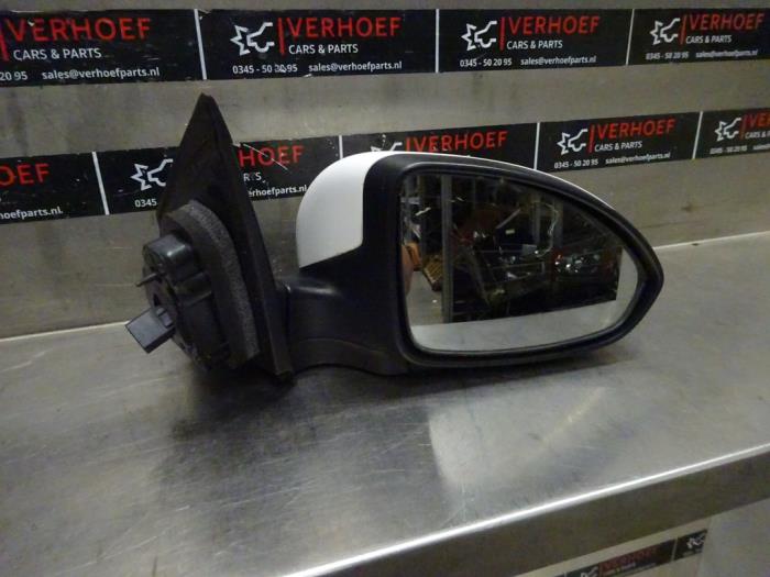 Wing mirror, right from a Daewoo Cruze 1.8 16V VVT 2009