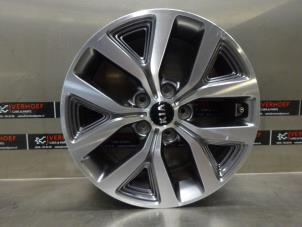 Used Wheel Kia Sportage (SL) 1.6 GDI 16V 4x2 Price € 150,00 Margin scheme offered by Verhoef Cars & Parts