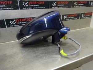 Used Wing mirror, right Lexus IS (E3) 300h 2.5 16V Price € 300,00 Margin scheme offered by Verhoef Cars & Parts