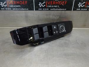 Usados Interruptor combinado de ventanillas Lexus IS (E3) 300h 2.5 16V Precio € 100,00 Norma de margen ofrecido por Verhoef Cars & Parts