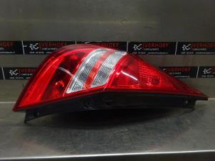 Used Taillight, left Hyundai i30 (FD) 1.4 CVVT 16V Price on request offered by Verhoef Cars & Parts