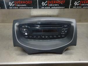 Gebrauchte Radio CD Spieler Ford Ka II 1.2 Preis € 40,00 Margenregelung angeboten von Verhoef Cars & Parts
