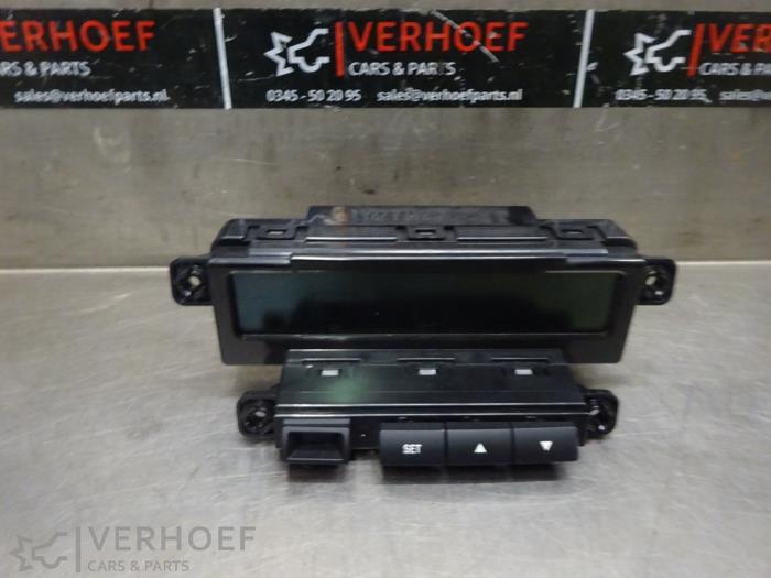 Begagnade Innerdisplay Kia Cee'd Sporty Wagon (EDF) 1.6 CVVT 16V Pris € 40,00 Marginaltabell erbjuds av Verhoef Cars & Parts