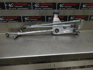 Used Wiper mechanism Peugeot 308 SW (L4/L9/LC/LJ/LR) 1.2 12V e-THP PureTech 130 Price on request offered by Verhoef Cars & Parts
