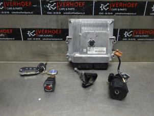 Usagé Kit serrure cylindre (complet) Peugeot 308 SW (L4/L9/LC/LJ/LR) 1.2 12V e-THP PureTech 130 Prix € 250,00 Règlement à la marge proposé par Verhoef Cars & Parts