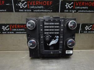 Usados Unidad de control multimedia Volvo V60 I (FW/GW) 2.0 D4 16V Precio € 175,00 Norma de margen ofrecido por Verhoef Cars & Parts