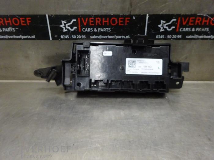 Używane Modul climatronic Audi A3 Limousine (8YS) 1.5 35 TFSI 16V Mild Hybrid Cena na żądanie oferowane przez Verhoef Cars & Parts