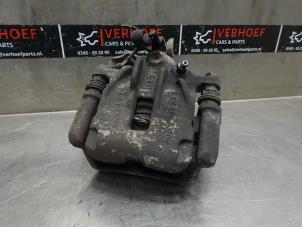 Used Rear brake calliper, right Opel Vivaro 1.6 CDTI BiTurbo 120 Price on request offered by Verhoef Cars & Parts