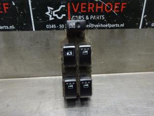 Begagnade Flerfunktionsbrytare, fönster Daihatsu Materia 1.3 16V Pris € 35,00 Marginaltabell erbjuds av Verhoef Cars & Parts