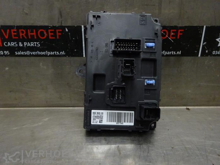 Used Computer, miscellaneous Citroen Berlingo 1.6 BlueHDI 100 Price on request offered by Verhoef Cars & Parts