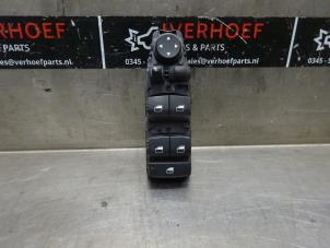 Used Multi-functional window switch BMW 5 serie Touring (F11) 520d 16V Price on request offered by Verhoef Cars & Parts