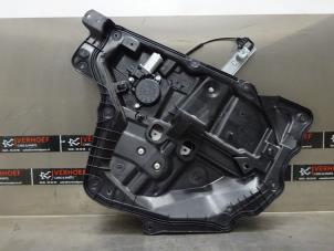 Used Window mechanism 4-door, front right Mazda CX-5 (KE,GH) 2.2 SkyActiv-D 16V 2WD Price on request offered by Verhoef Cars & Parts