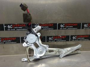 Used Window mechanism 4-door, front right Lexus GS (..S19) 430 4.3 32V VVT-i Price on request offered by Verhoef Cars & Parts