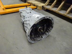 Used Gearbox Mercedes Sprinter 3t (906.61) 211 CDI 16V Price on request offered by Verhoef Cars & Parts