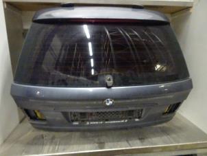 Used Tailgate BMW 3 serie Touring (E46/3) 318i 16V Price on request offered by Verhoef Cars & Parts