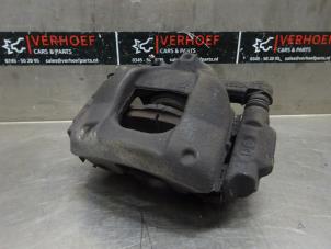 Used Front brake calliper, right Toyota Avensis Wagon (T27) 2.0 16V D-4D-F Price on request offered by Verhoef Cars & Parts