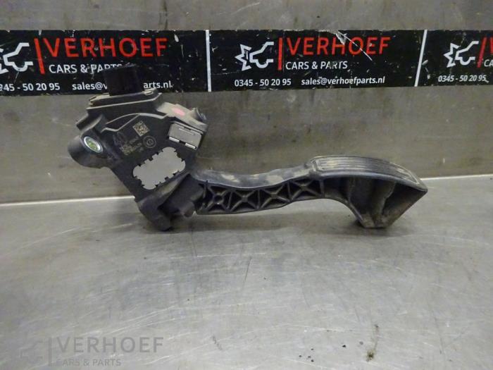 Begagnade Gaspedalsensor Toyota Avensis Wagon (T27) 2.0 16V D-4D-F Pris på förfrågan erbjuds av Verhoef Cars & Parts