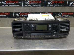 Gebrauchte Radio CD Spieler Toyota Corolla (E12) 1.6 16V VVT-i Preis € 100,00 Margenregelung angeboten von Verhoef Cars & Parts