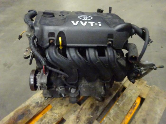 Silnik z Toyota Yaris (P1) 1.3 16V VVT-i 2001