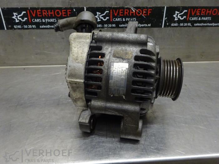 Usagé Dynamo Daihatsu Materia 1.5 16V Prix € 40,00 Règlement à la marge proposé par Verhoef Cars & Parts