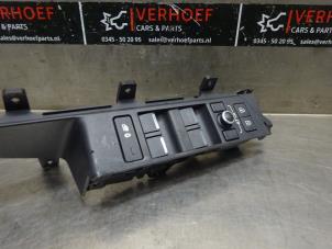 Used Multi-functional window switch Landrover Range Rover Evoque II (LZC/LZS/LZH) Price on request offered by Verhoef Cars & Parts