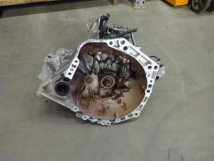 Used Gearbox Toyota Yaris III (P13) 1.0 12V VVT-i Price on request offered by Verhoef Cars & Parts