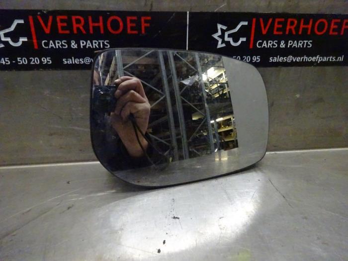 Spiegelglas rechts van een Toyota Auris (E15) 1.6 Dual VVT-i 16V 2010