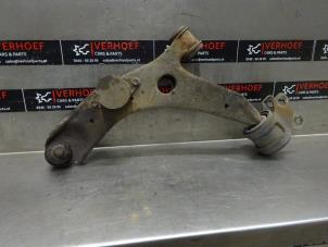 Usagé Bras de suspension avant gauche Mazda 5 (CR19) 1.8i 16V Prix € 40,00 Règlement à la marge proposé par Verhoef Cars & Parts