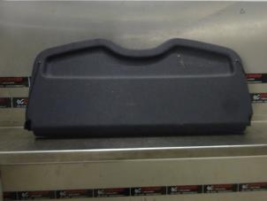 Used Parcel shelf Renault Clio III (BR/CR) 1.4 16V Price € 40,00 Margin scheme offered by Verhoef Cars & Parts