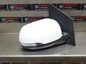 Used Wing mirror, right Kia Picanto (JA) 1.0 T-GDI 12V Price € 250,00 Margin scheme offered by Verhoef Cars & Parts