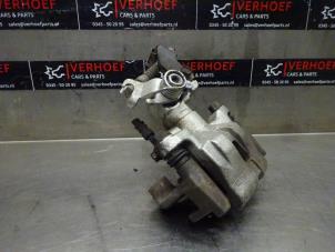 Usagé Etrier de frein (pince) arrière droit Mazda 6 Sport (GG14) 2.0i 16V Prix sur demande proposé par Verhoef Cars & Parts