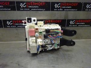 Usagé Boîte à fusibles Toyota Corolla (E15) 1.6 Dual VVT-i 16V Prix sur demande proposé par Verhoef Cars & Parts
