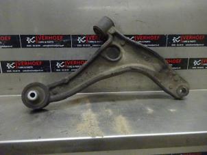 Used Front wishbone, right Nissan NV 400 (M9J) 2.3 dCi 100 16V Price on request offered by Verhoef Cars & Parts