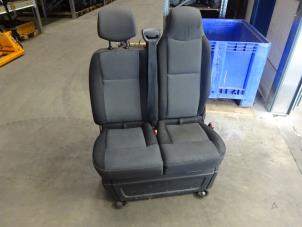 Used Double front seat, right Nissan NV 400 (M9J) 2.3 dCi 100 16V Price on request offered by Verhoef Cars & Parts