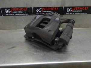 Used Front brake calliper, right Renault Trafic (1FL/2FL/3FL/4FL) 2.0 dCi 16V 120 Price on request offered by Verhoef Cars & Parts