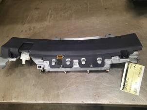 Używane Poduszka powietrzna kolanowa lewa Lexus IS (E2) 250 2.5 V6 24V Cena € 150,00 Procedura marży oferowane przez Verhoef Cars & Parts