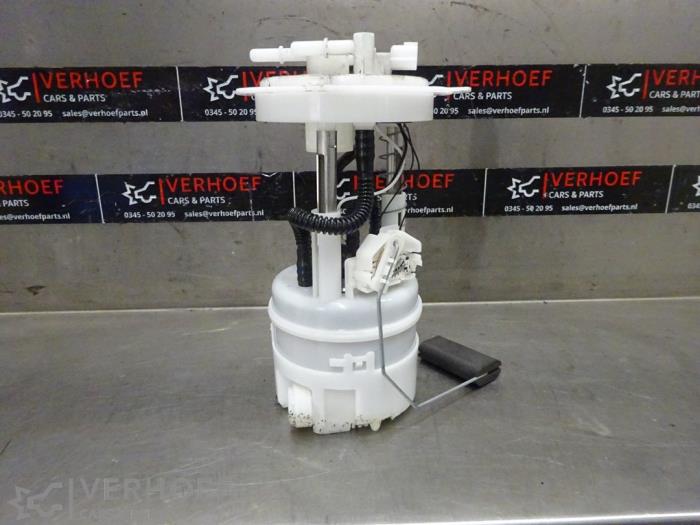 Gebrauchte Benzinpumpe Nissan Micra (K14) 0.9 IG-T 12V Preis auf Anfrage angeboten von Verhoef Cars & Parts