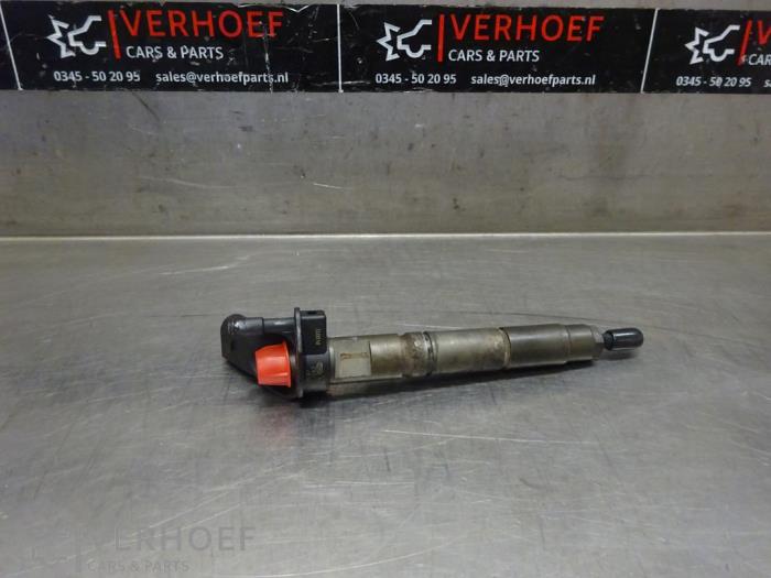 Usagé Injecteurs Mercedes Vito (639.6) 2.2 110 CDI 16V Euro 5 Prix € 121,00 Prix TTC proposé par Verhoef Cars & Parts