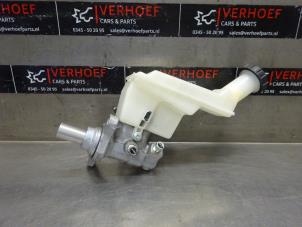 Usagé Cylindre de frein principal Nissan Micra (K14) 1.0 IG-T 100 Prix sur demande proposé par Verhoef Cars & Parts