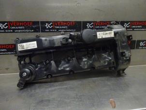 Used Rocker cover Mercedes Sprinter 3t (906.61) 211 CDI 16V Price € 121,00 Inclusive VAT offered by Verhoef Cars & Parts