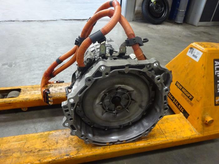 Gearbox Lexus IS 300h 2.5 16V - 2ARFSE L210