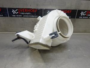 Used Heating and ventilation fan motor Lexus IS (E3) 300h 2.5 16V Price on request offered by Verhoef Cars & Parts