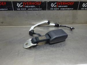 Gebrauchte Sicherheitsgurt Schließe links hinten Lexus IS (E3) 300h 2.5 16V Preis auf Anfrage angeboten von Verhoef Cars & Parts