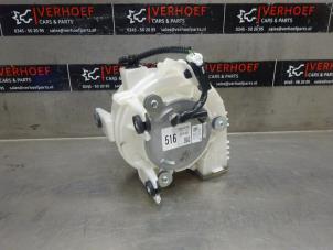 Używane Wentylator Toyota Auris (E18) 1.8 16V Hybrid Cena na żądanie oferowane przez Verhoef Cars & Parts